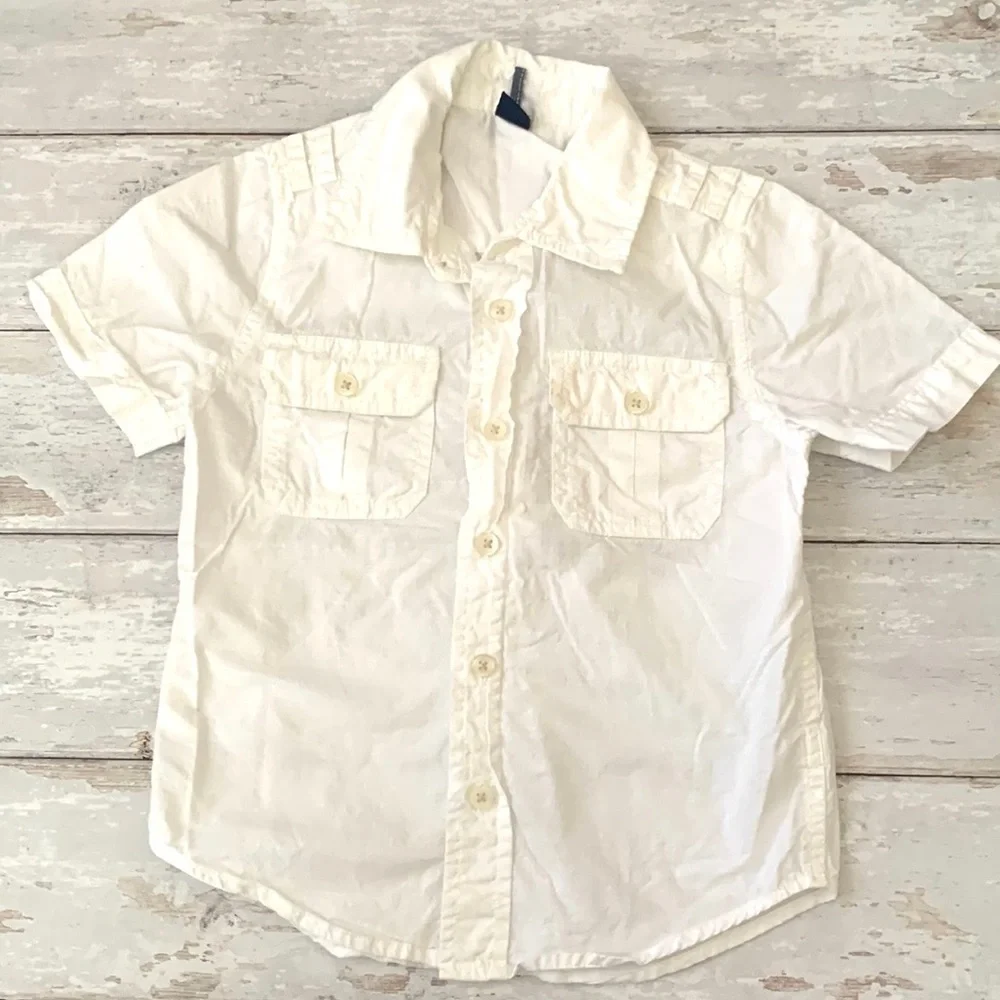 BabyGap 4T Boys White Button Up Shirt Short Sleeves Kids Toddler Size 4 Gap